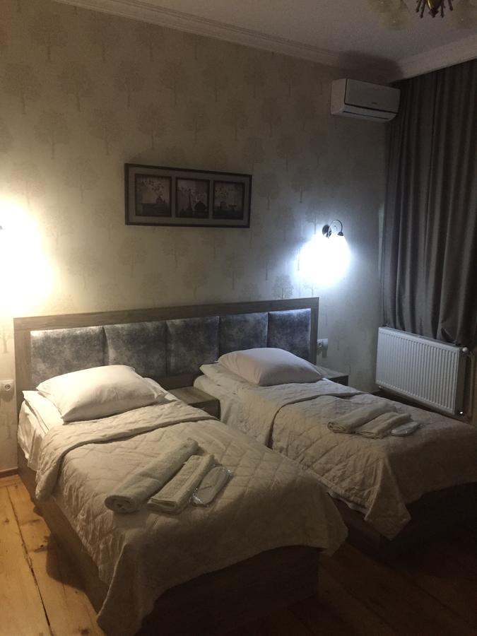 Guest House Rafael Tiflis Exterior foto