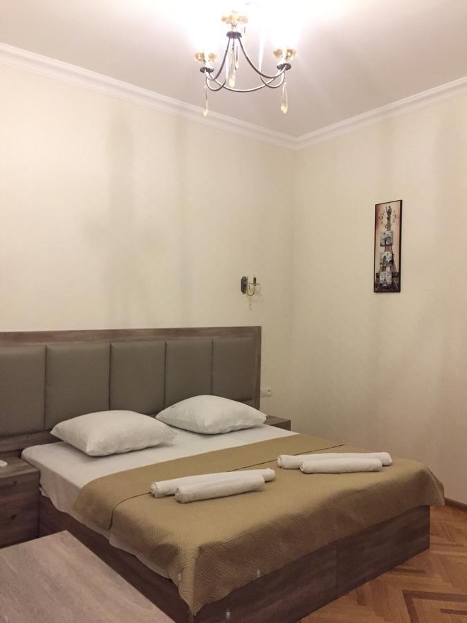 Guest House Rafael Tiflis Exterior foto