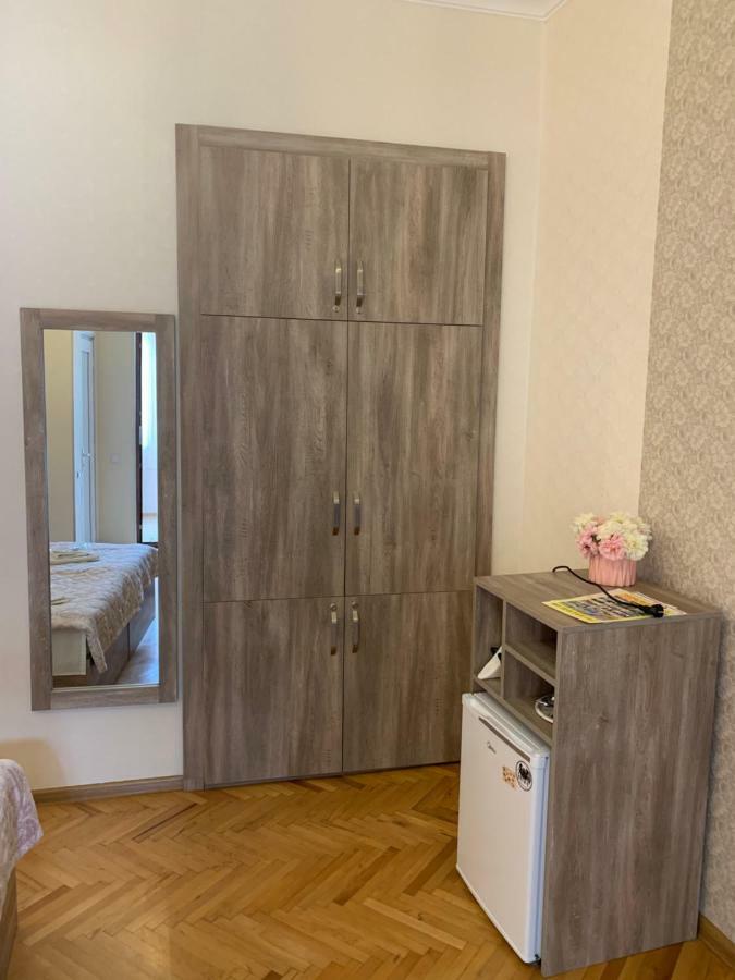 Guest House Rafael Tiflis Exterior foto