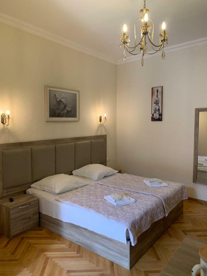 Guest House Rafael Tiflis Exterior foto